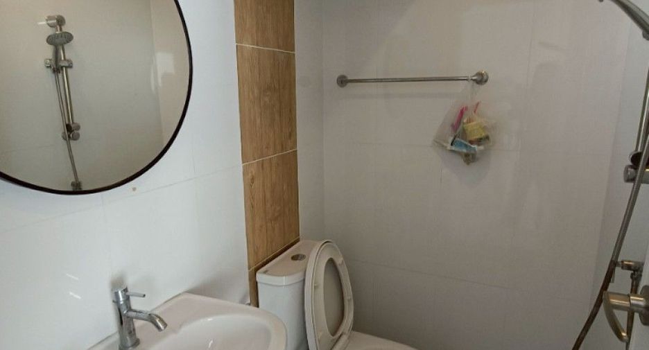 For sale 3 bedrooms townhouse in Phra Samut Chedi, Samut Prakan