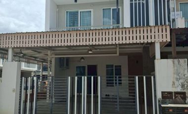 For rent 3 bedrooms townhouse in Mueang Chiang Mai, Chiang Mai