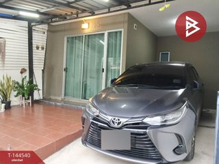 Casa adosada en venta de 3 habitaciones en Mueang Samut Sakhon, Samut Sakhon