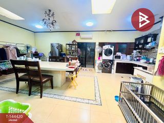 For sale 10 bedrooms townhouse in Bang Phli, Samut Prakan