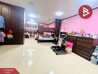 For sale 10 bedrooms townhouse in Bang Phli, Samut Prakan