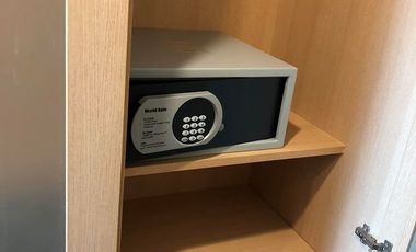 Аренда и продажа 1 кровать кондо в Щаттхана, Бангкок