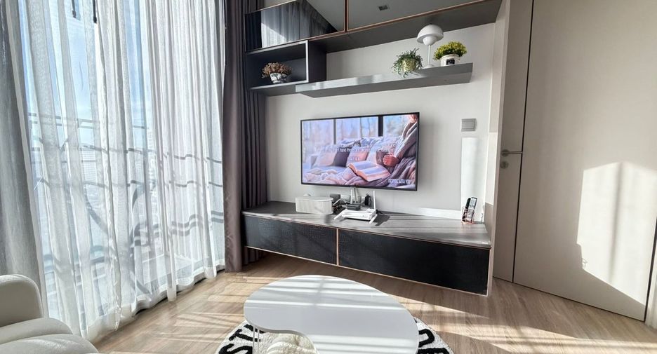 For rent 1 bed condo in Sathon, Bangkok