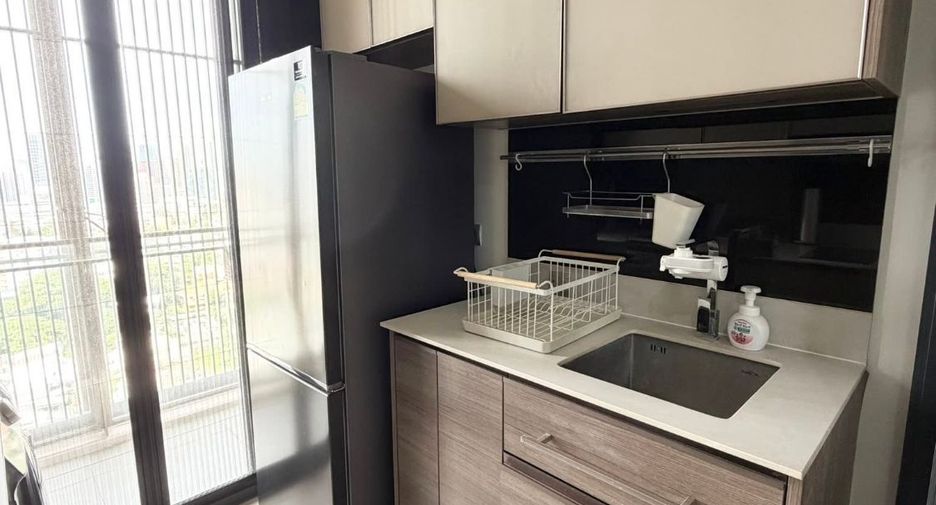 For rent 1 bed condo in Sathon, Bangkok