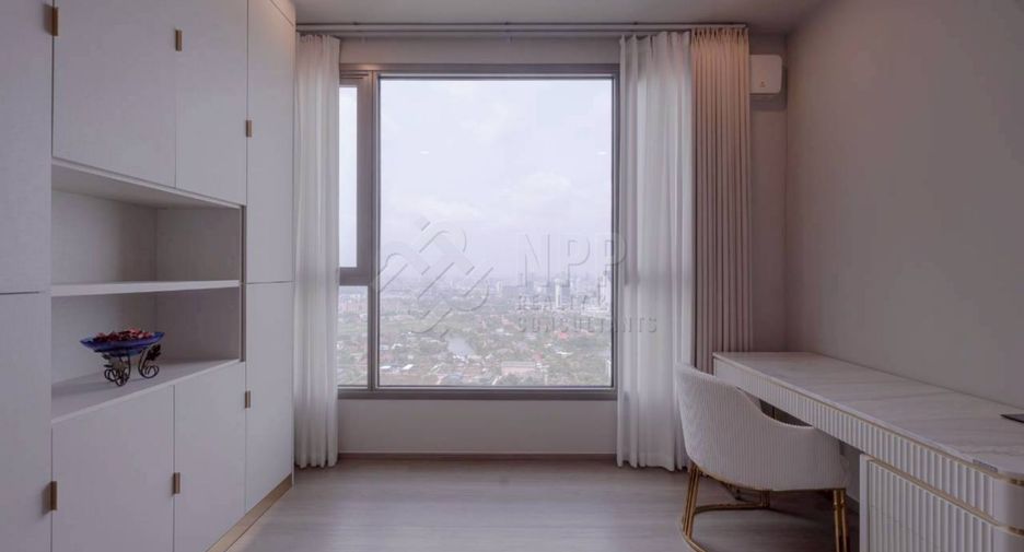 For rent 3 bedrooms condo in Bang Phli, Samut Prakan
