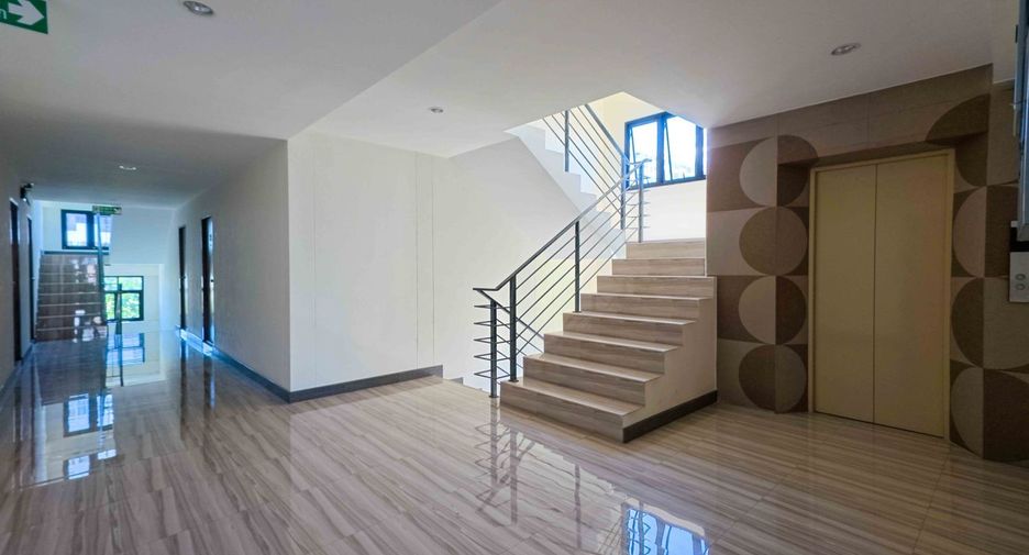 For sale 28 bedrooms apartment in Lat Phrao, Bangkok