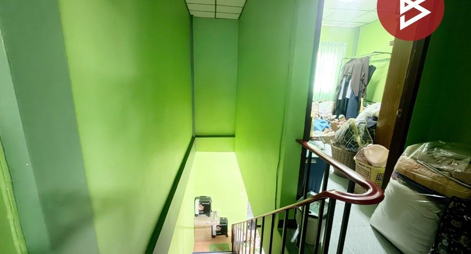 For sale 2 bedrooms townhouse in Si Racha, Chonburi