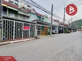 For sale 2 bedrooms townhouse in Si Racha, Chonburi