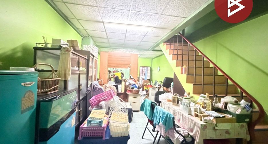 For sale 2 bedrooms townhouse in Si Racha, Chonburi