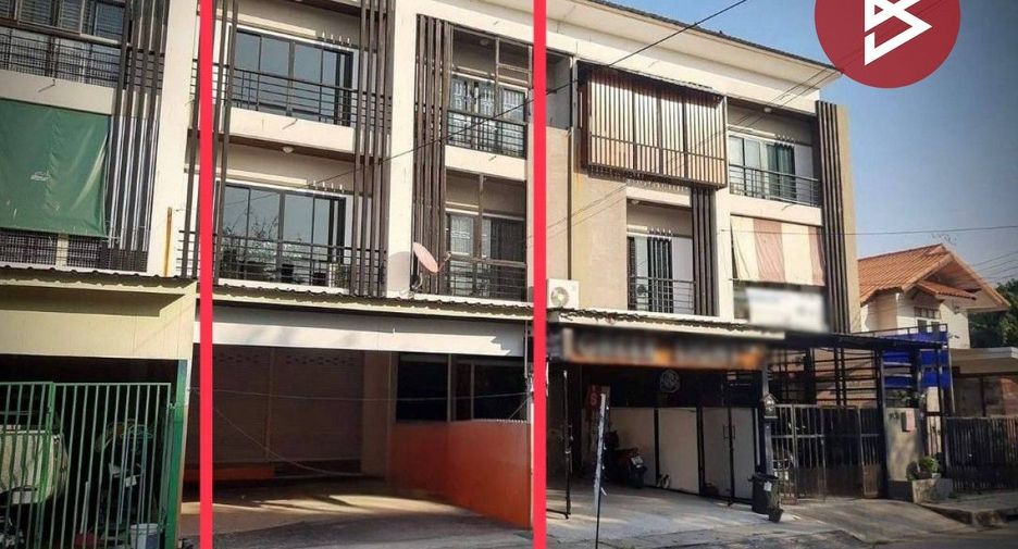 For sale 3 bedrooms retail Space in Mueang Surin, Surin