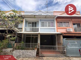 For sale 3 bedrooms townhouse in Phra Samut Chedi, Samut Prakan