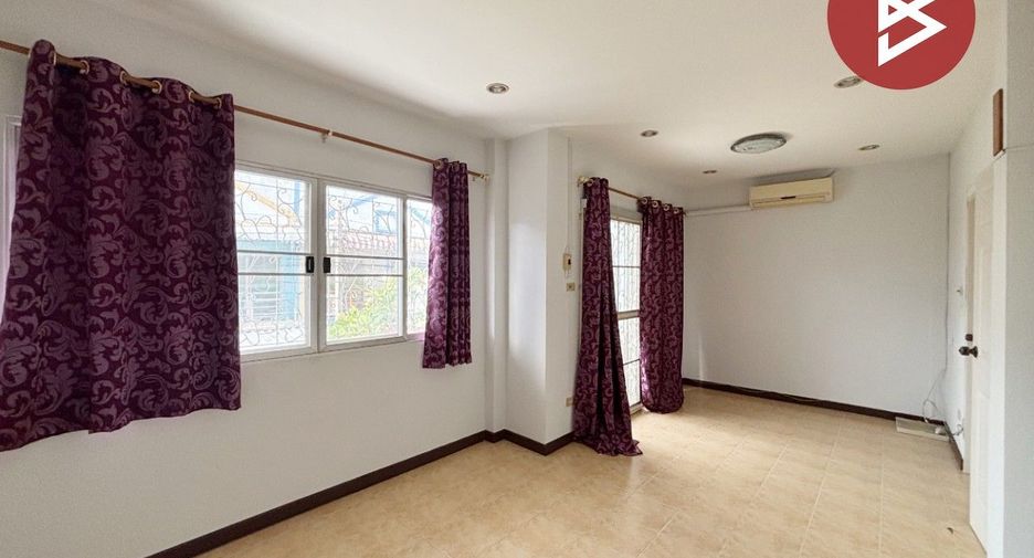 For sale 3 bedrooms townhouse in Phra Samut Chedi, Samut Prakan