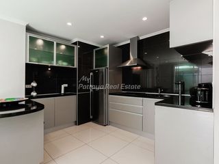 For rent 2 bedrooms villa in Bang Lamung, Chonburi