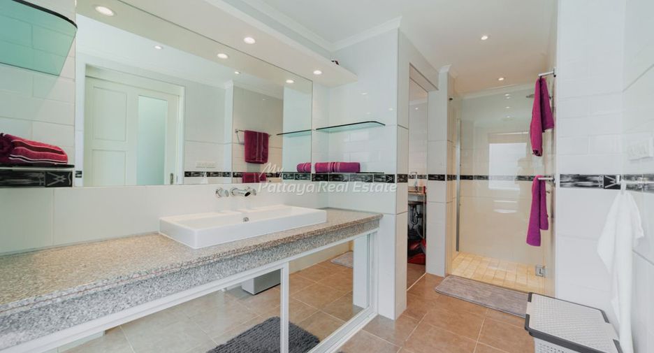 For rent 2 bedrooms villa in South Pattaya, Pattaya