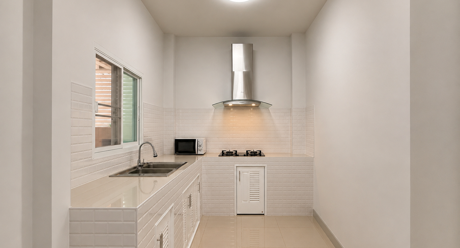 For rent 4 bedrooms house in Mae Rim, Chiang Mai