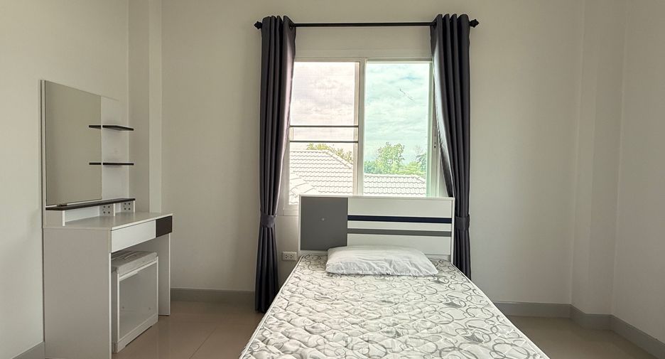 For rent 4 bedrooms house in Mae Rim, Chiang Mai