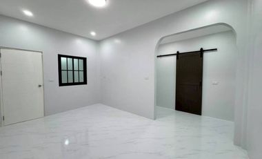 À vendre 3 chambres maison de ville à Mueang Phuket, Phuket