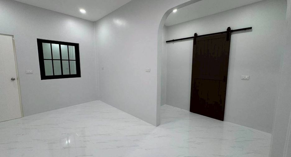 À vendre 3 chambres maison de ville à Mueang Phuket, Phuket