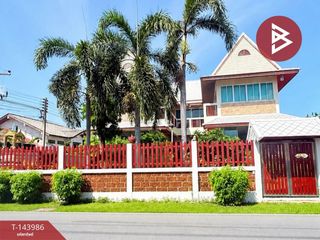 Haus zum Kauf mit 5 Zimmer in Sam Phran, Nakhon Pathom