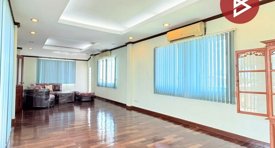 Haus zum Kauf mit 5 Zimmer in Sam Phran, Nakhon Pathom