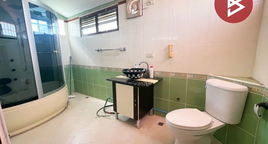 Haus zum Kauf mit 5 Zimmer in Sam Phran, Nakhon Pathom