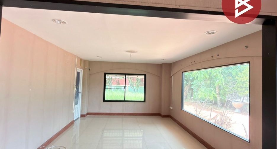 For sale 4 bedrooms house in Mueang Chon Buri, Chonburi