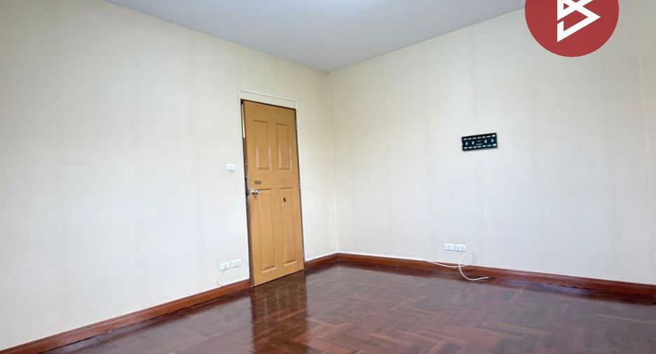 For sale 4 bedrooms house in Mueang Chon Buri, Chonburi