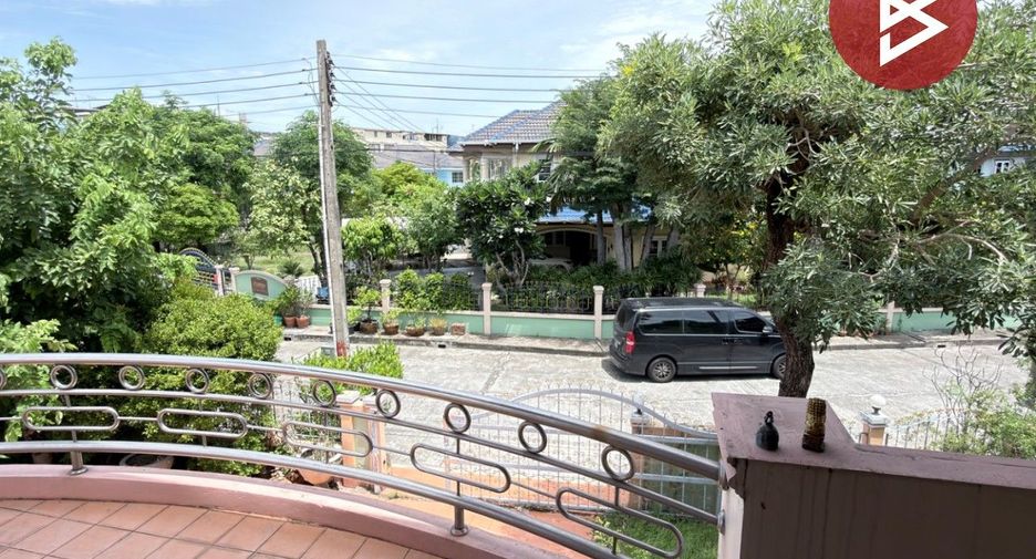 For sale 4 bedrooms house in Mueang Chon Buri, Chonburi