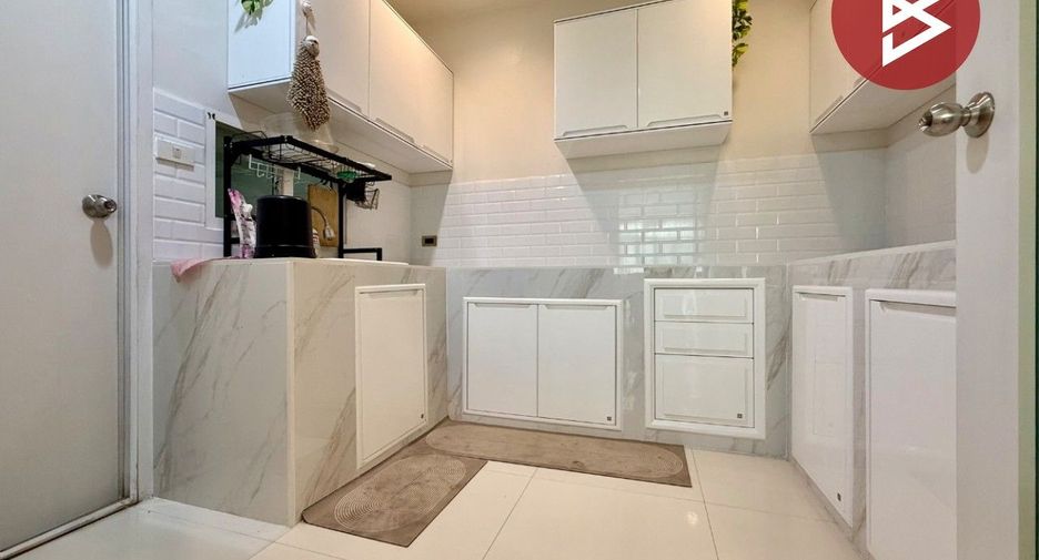 Haus zum Kauf mit 3 Zimmer in Sam Phran, Nakhon Pathom
