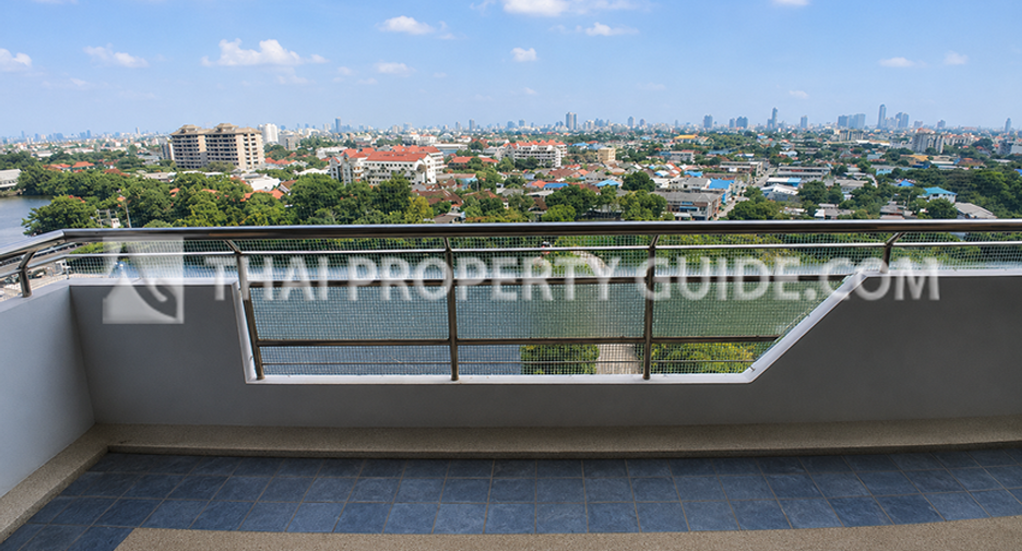 For rent and for sale 4 bedrooms condo in Pak Kret, Nonthaburi