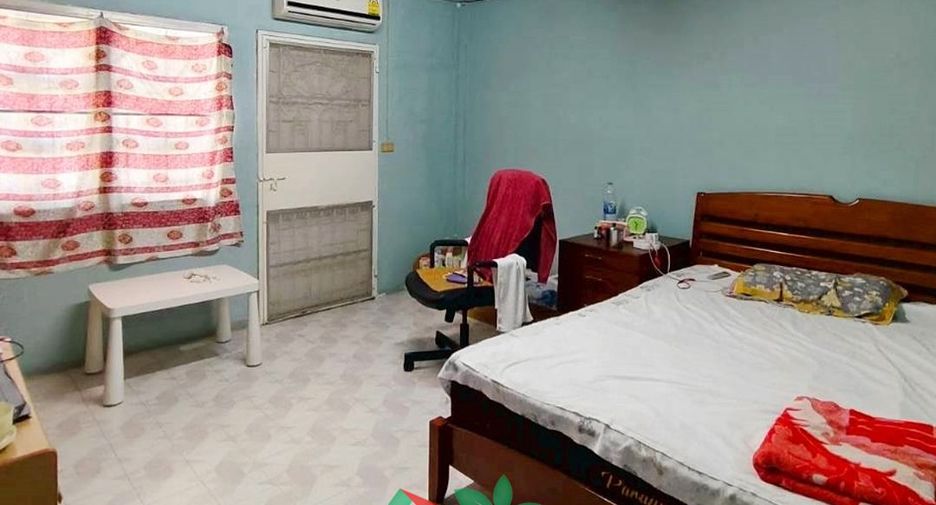 Casa adosada en venta de 2 habitaciones en Mueang Samut Prakan, Samut Prakan
