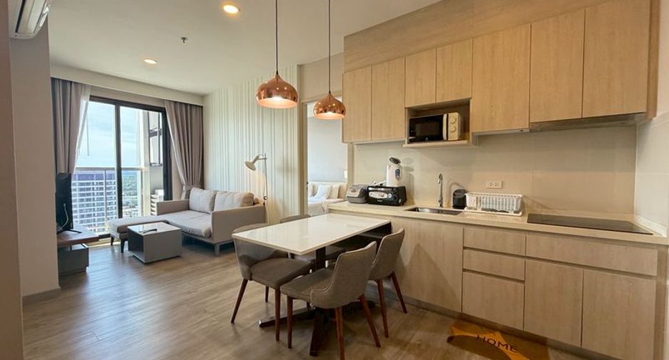 For rent 2 bedrooms condo in Si Racha, Chonburi