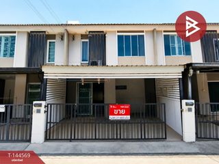 For sale studio townhouse in Mueang Pathum Thani, Pathum Thani