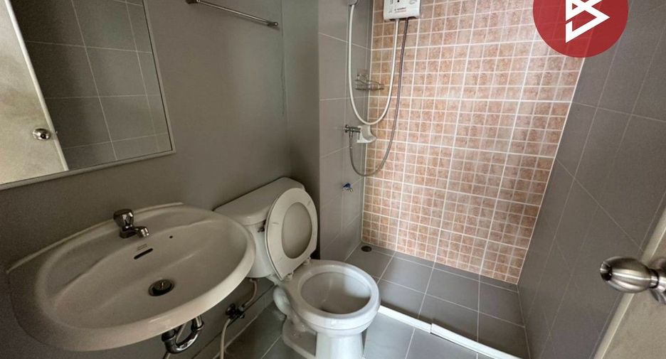 For sale 1 bed condo in Mueang Samut Prakan, Samut Prakan