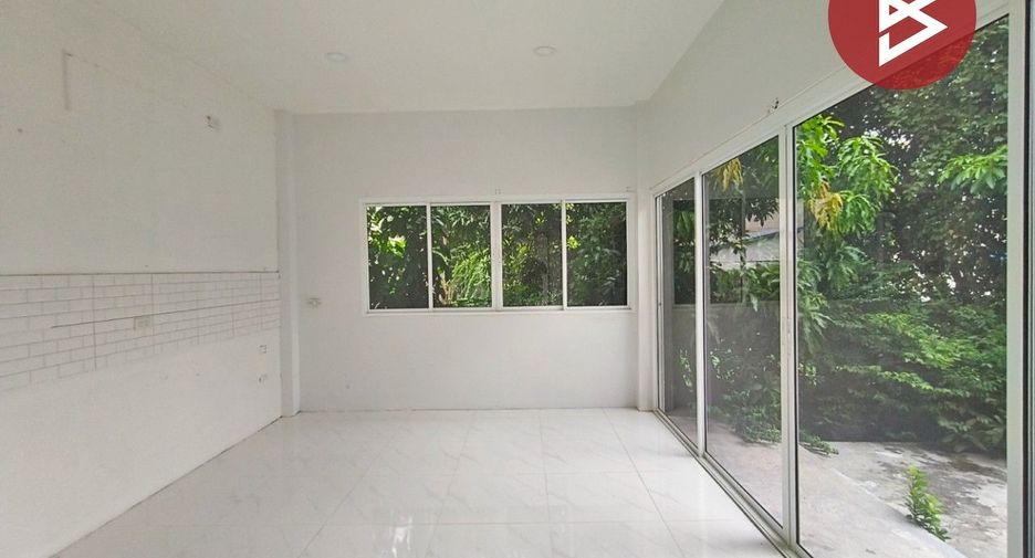 For sale 3 bedrooms house in Prawet, Bangkok