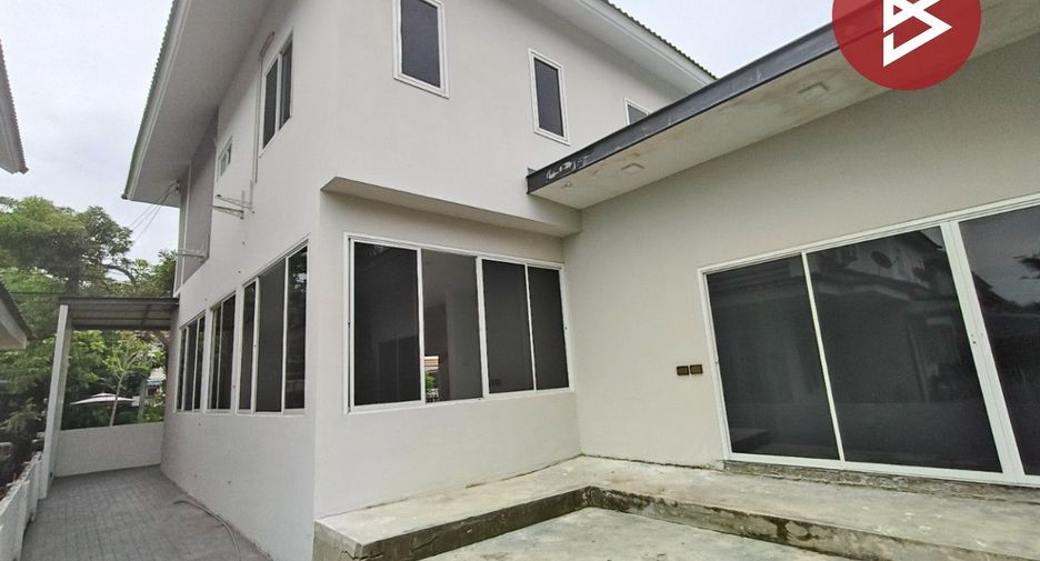 For sale 3 bedrooms house in Prawet, Bangkok