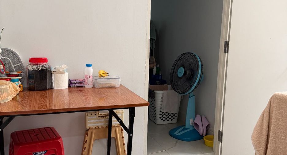For rent 6 ベッドルーム house in Prawet, Bangkok