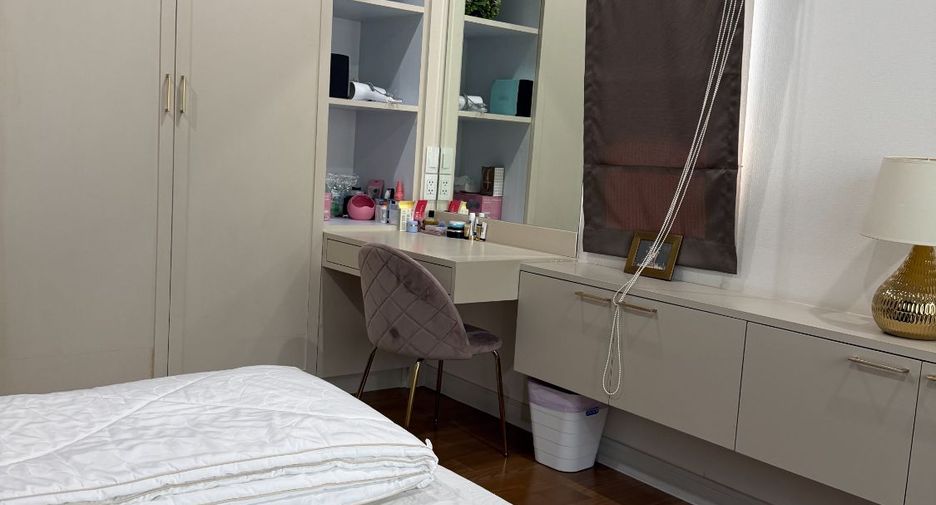 For rent 6 ベッドルーム house in Prawet, Bangkok