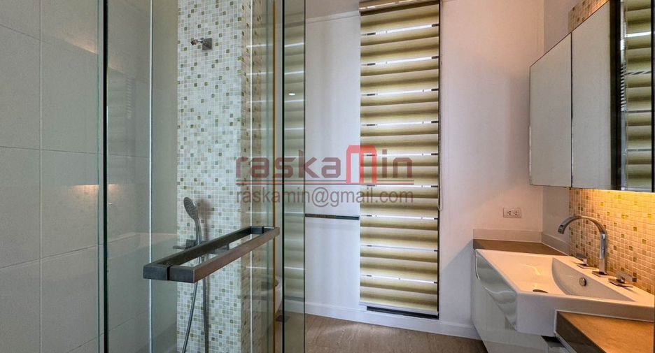 Condo en alquiler de 2 habitaciones en North Pattaya, Pattaya