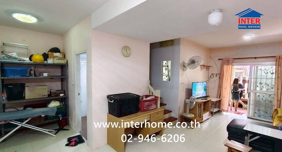 Casa adosada en venta de 3 habitaciones en Bang Yai, Nonthaburi