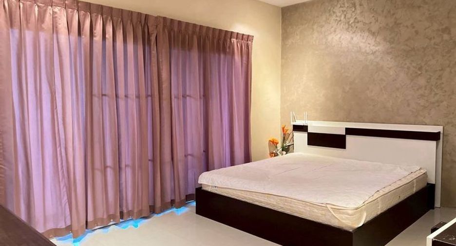 For rent and for sale 3 bedrooms house in Bang Lamung, Chonburi