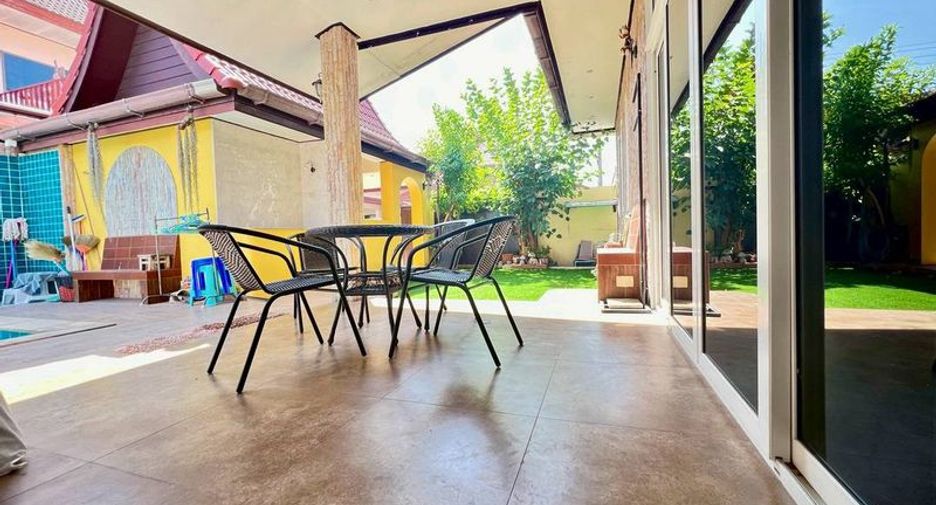 For rent and for sale 3 bedrooms house in Bang Lamung, Chonburi