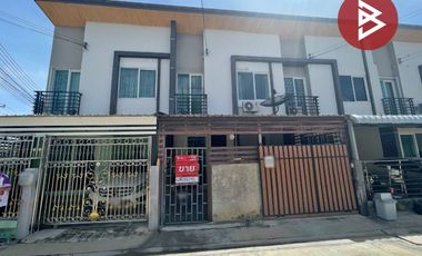 For sale 3 bedrooms townhouse in Mueang Nakhon Pathom, Nakhon Pathom