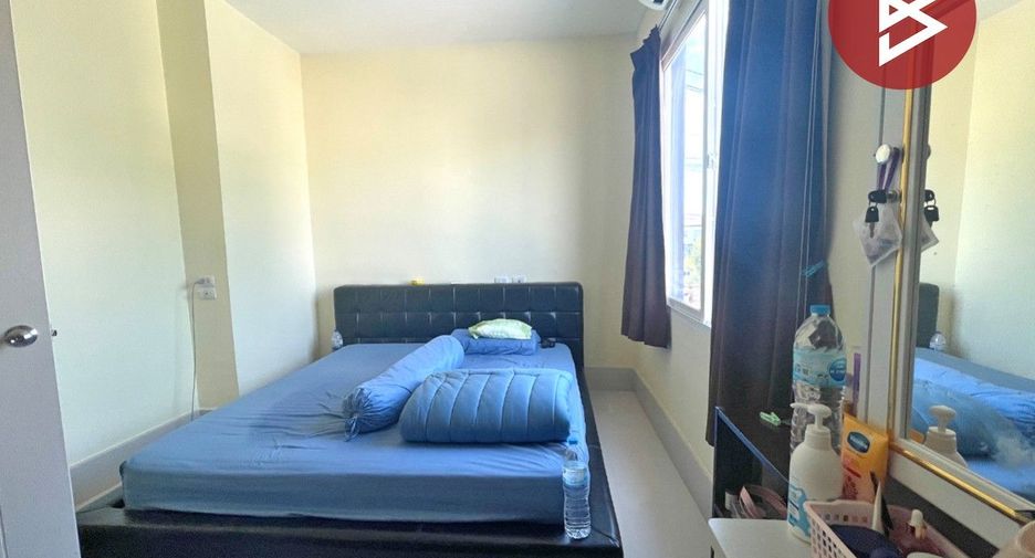 For sale 3 bedrooms townhouse in Mueang Nakhon Pathom, Nakhon Pathom