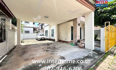 For sale 3 ベッドルーム house in Lat Phrao, Bangkok