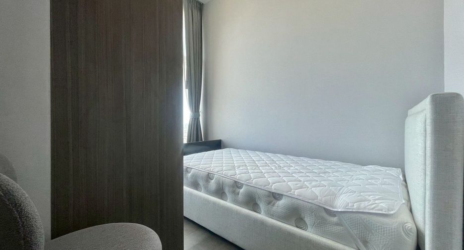 For rent 2 bedrooms condo in Ratchathewi, Bangkok