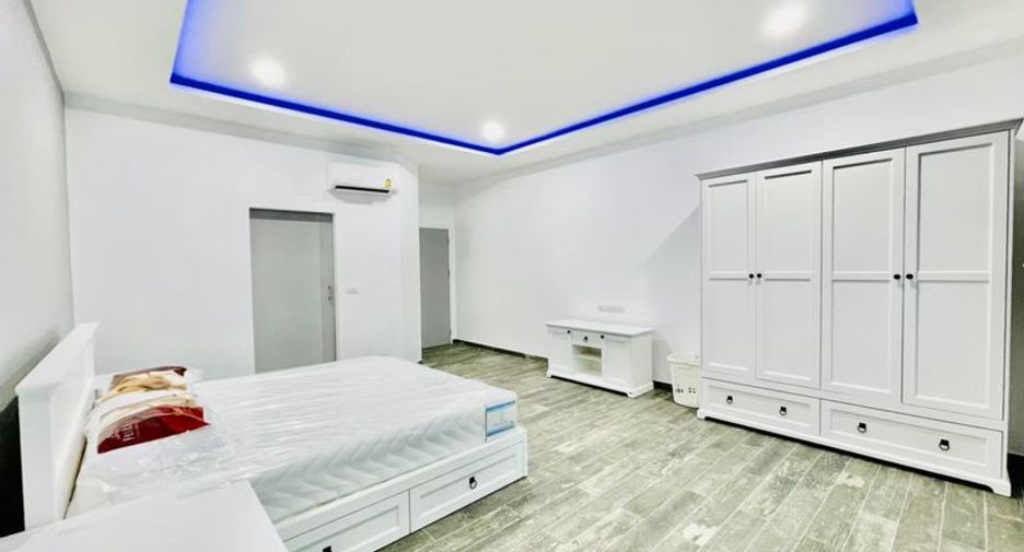 For rent and for sale 3 bedrooms villa in South Pattaya, Pattaya