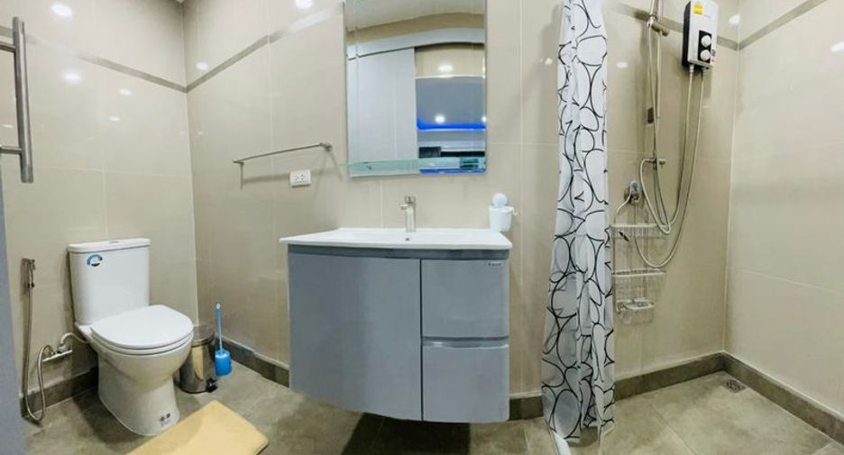 For rent and for sale 3 bedrooms villa in South Pattaya, Pattaya