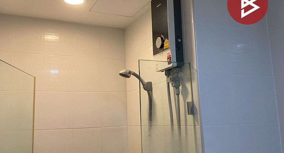 For rent and for sale 1 bed condo in Thon Buri, Bangkok