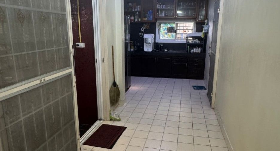 À vendre 2 chambres maison à East Pattaya, Pattaya